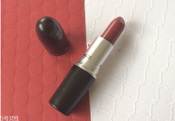 秋冬口紅顏色推薦 秋冬鐵銹磚紅色口紅推薦 秋冬口紅顏色推薦 秋冬鐵銹磚紅色口紅推薦