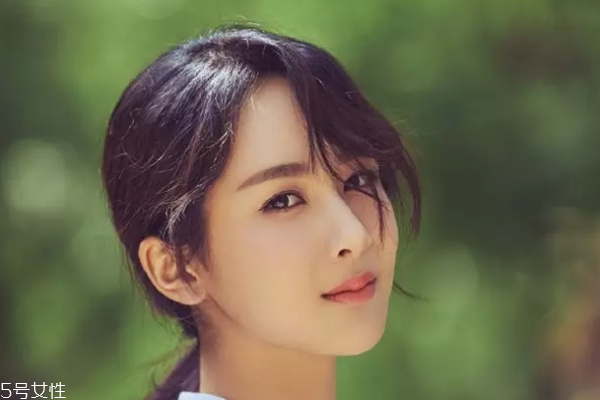 八字劉海是一次性的的嗎 八字劉海女星代表盤(pán)點(diǎn) 八字劉海是一次性的的嗎 八字劉海女星代表盤(pán)點(diǎn)