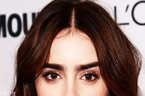 八字劉海是一次性的的嗎 八字劉海女星代表盤(pán)點(diǎn) 八字劉海是一次性的的嗎 八字劉海女星代表盤(pán)點(diǎn)