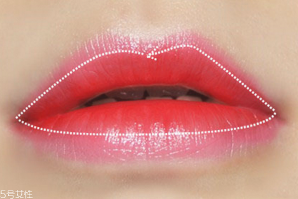 唇膏怎么涂好看圖解 漸變唇妝畫法 唇膏怎么涂好看圖解 漸變唇妝畫法