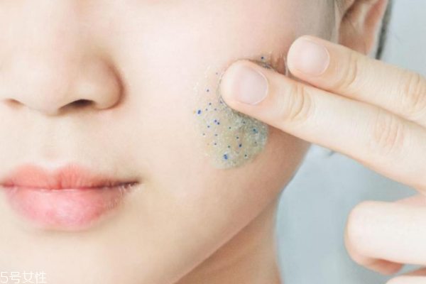 皮膚干細(xì)紋多怎么辦 熨平妙招C位出道 皮膚干細(xì)紋多怎么辦 熨平妙招C位出道