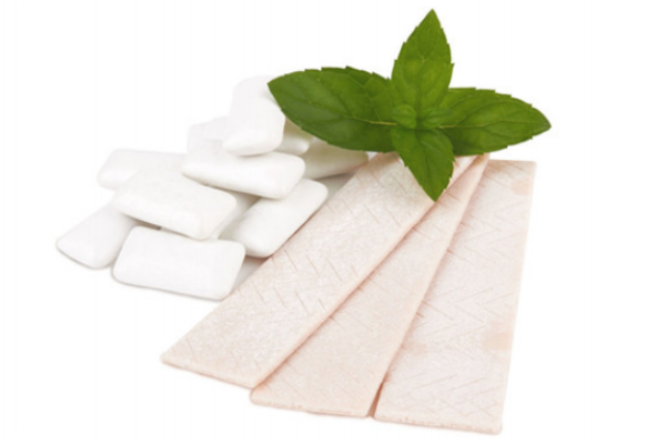 嚼口香糖可以瘦臉嗎 小心變成大方臉 嚼口香糖可以瘦臉嗎 小心變成大方臉