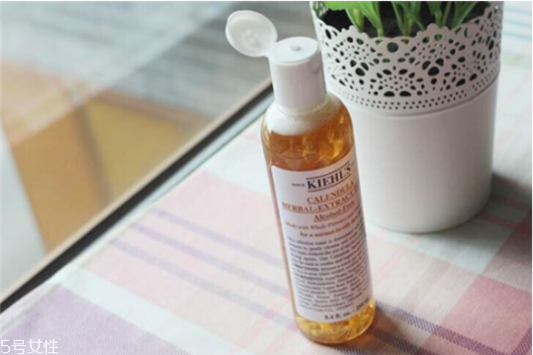 契爾氏和科顏氏是一個牌子嗎 契爾氏和科顏氏的區(qū)別 契爾氏和科顏氏是一個牌子嗎 契爾氏和科顏氏的區(qū)別