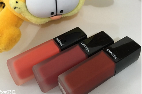 香奈兒口紅哪個(gè)顏色顯白 香奈兒口紅最火的色號(hào) 香奈兒口紅哪個(gè)顏色顯白 香奈兒口紅最火的色號(hào)