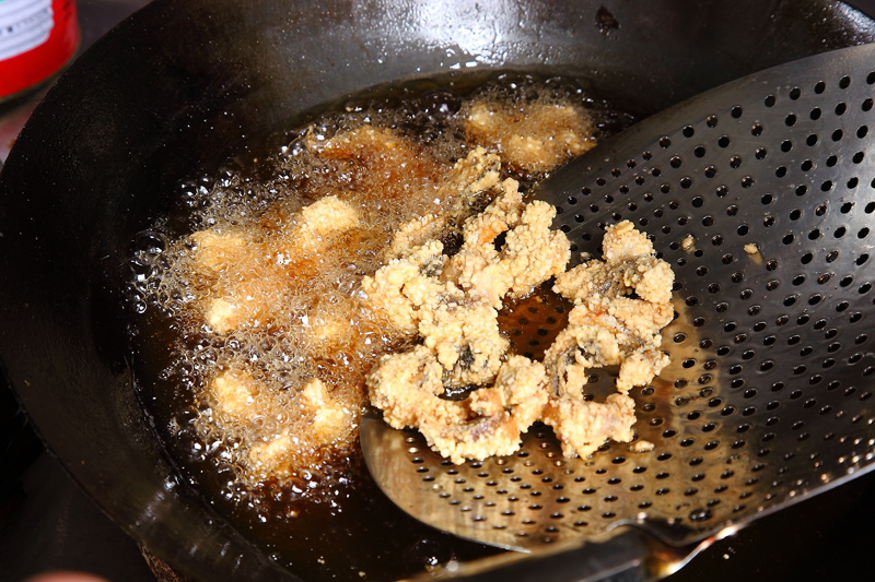 炒菜先放油還是先熱鍋 4種冷熱做法 炒菜先放油還是先熱鍋 4種冷熱做法