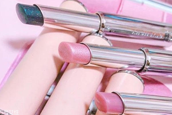 2018紀(jì)梵希秋冬新品有什么 4款彩妝搶劫錢包 2018紀(jì)梵希秋冬新品有什么 4款彩妝搶劫錢包