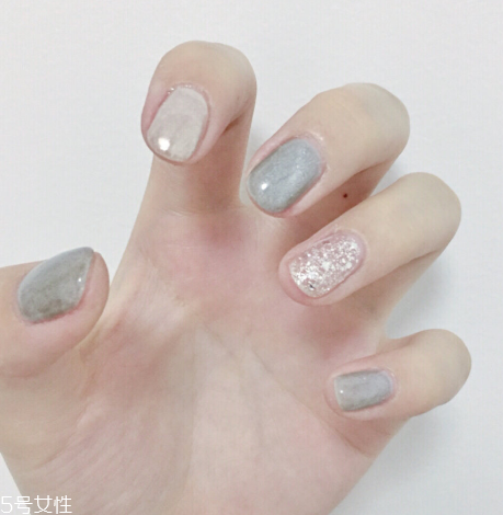 秋冬必備美甲 連指尖都這么撩人 秋冬必備美甲 連指尖都這么撩人