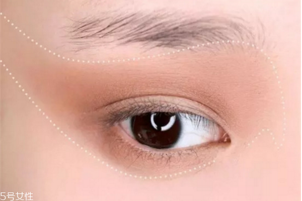 萬(wàn)圣節(jié)妝容可愛(ài) 萬(wàn)圣節(jié)特蕾婭妝容教程 萬(wàn)圣節(jié)妝容可愛(ài) 萬(wàn)圣節(jié)特蕾婭妝容教程