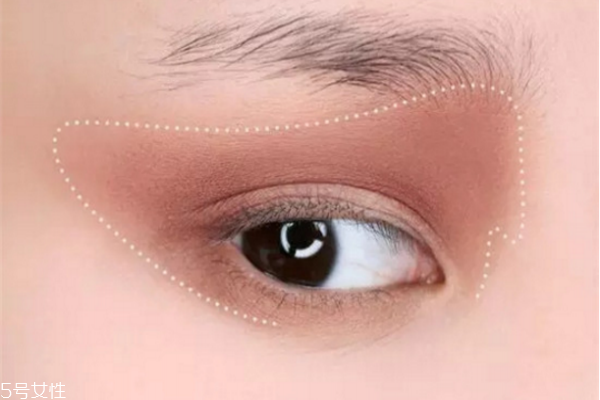 萬(wàn)圣節(jié)妝容可愛(ài) 萬(wàn)圣節(jié)特蕾婭妝容教程 萬(wàn)圣節(jié)妝容可愛(ài) 萬(wàn)圣節(jié)特蕾婭妝容教程