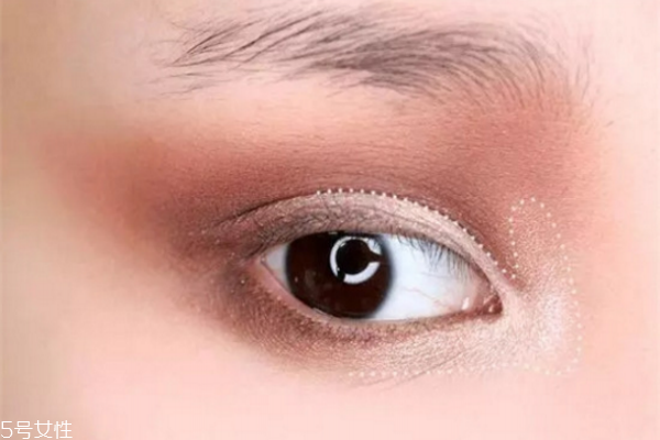 萬(wàn)圣節(jié)妝容可愛(ài) 萬(wàn)圣節(jié)特蕾婭妝容教程 萬(wàn)圣節(jié)妝容可愛(ài) 萬(wàn)圣節(jié)特蕾婭妝容教程