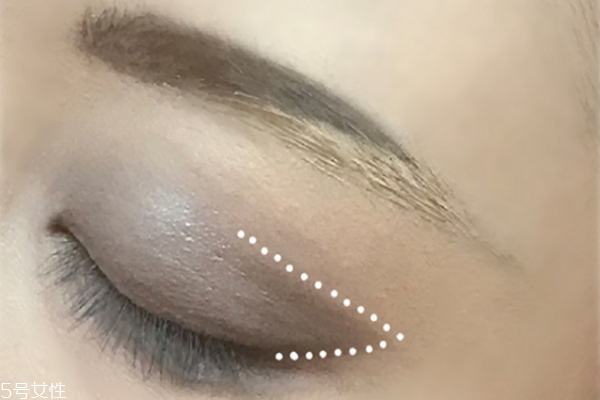 萬(wàn)圣節(jié)妝容可愛(ài) 萬(wàn)圣節(jié)特蕾婭妝容教程 萬(wàn)圣節(jié)妝容可愛(ài) 萬(wàn)圣節(jié)特蕾婭妝容教程