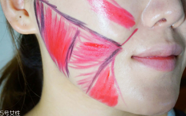 萬(wàn)圣節(jié)妝容可愛(ài) 萬(wàn)圣節(jié)特蕾婭妝容教程 萬(wàn)圣節(jié)妝容可愛(ài) 萬(wàn)圣節(jié)特蕾婭妝容教程