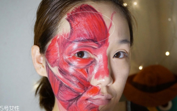 萬(wàn)圣節(jié)妝容可愛(ài) 萬(wàn)圣節(jié)特蕾婭妝容教程 萬(wàn)圣節(jié)妝容可愛(ài) 萬(wàn)圣節(jié)特蕾婭妝容教程