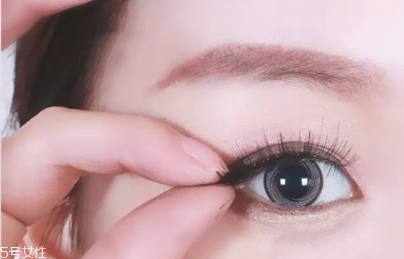 萬(wàn)圣節(jié)妝容可愛(ài) 萬(wàn)圣節(jié)特蕾婭妝容教程 萬(wàn)圣節(jié)妝容可愛(ài) 萬(wàn)圣節(jié)特蕾婭妝容教程