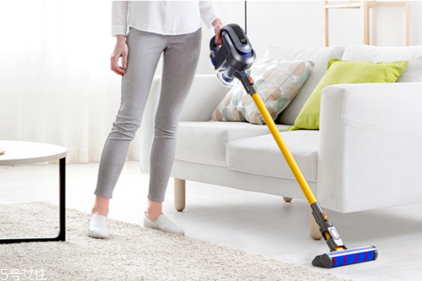 吸塵器壞了怎么修 吸塵器充電好還是插電好 吸塵器壞了怎么修 吸塵器充電好還是插電好