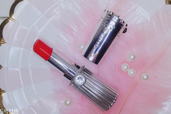 jillstuart唇膏保質(zhì)期多久 打開后1年內(nèi)用完 jillstuart唇膏保質(zhì)期多久 打開后1年內(nèi)用完