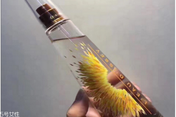 三宅一生香水哪個(gè)好聞 三宅一生香水適合年齡 三宅一生香水哪個(gè)好聞 三宅一生香水適合年齡