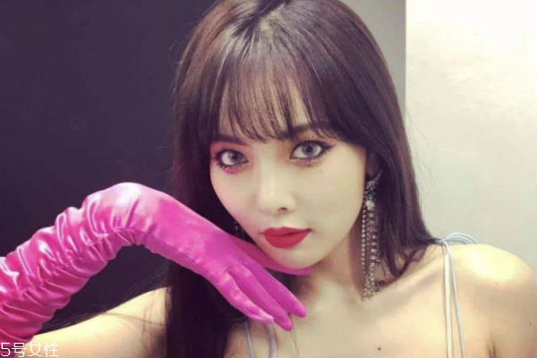 去角質(zhì)應(yīng)該什么時候用 出現(xiàn)這些信號就動手 去角質(zhì)應(yīng)該什么時候用 出現(xiàn)這些信號就動手