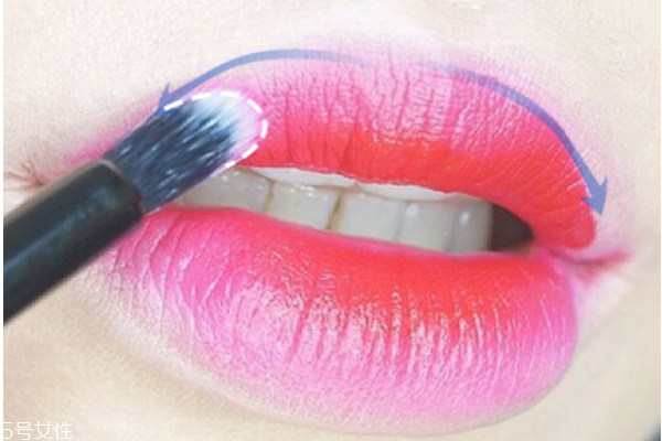 花瓣唇怎么畫(huà) 花瓣唇畫(huà)法