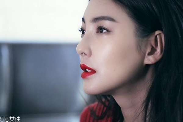 口紅便宜和貴差在哪里 10元與100元天差地別 口紅便宜和貴差在哪里 10元與100元天差地別