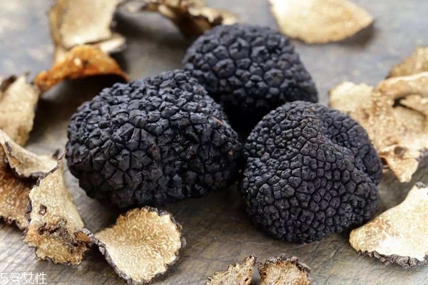 松露要去皮嗎 不需要這樣做 松露要去皮嗎 不需要這樣做