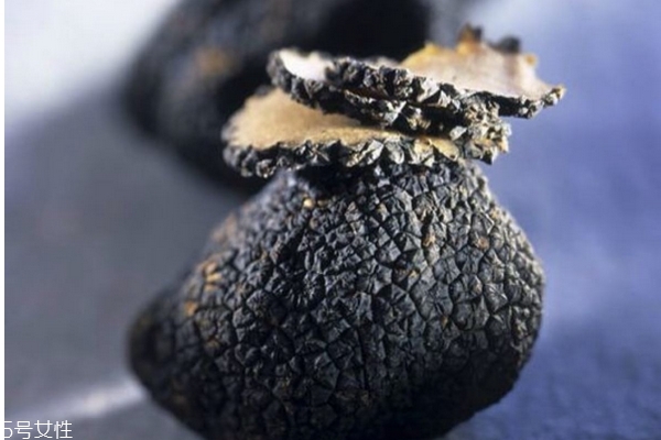 松露要去皮嗎 不需要這樣做 松露要去皮嗎 不需要這樣做