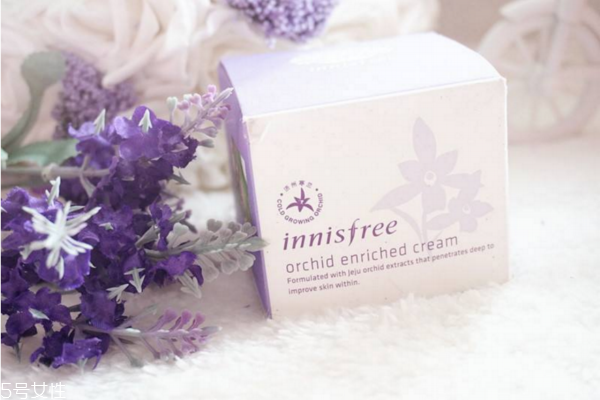 悅詩(shī)風(fēng)吟適合什么年齡 悅詩(shī)風(fēng)吟這個(gè)系列補(bǔ)水好