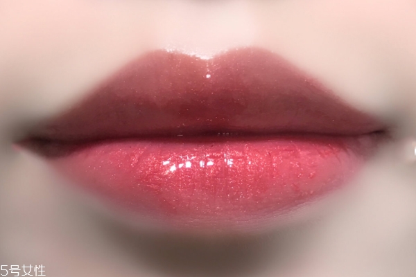 ysl唇釉105會不會太油 ysl唇釉105試色 ysl唇釉105會不會太油 ysl唇釉105試色