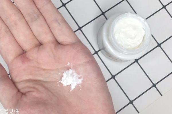 海藍(lán)之謎面霜能祛痘嗎 痘肌1周使用報(bào)告 海藍(lán)之謎面霜能祛痘嗎 痘肌1周使用報(bào)告