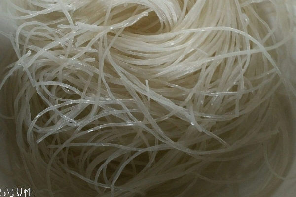 粉絲怎么泡 溫水是關(guān)鍵 粉絲怎么泡 溫水是關(guān)鍵