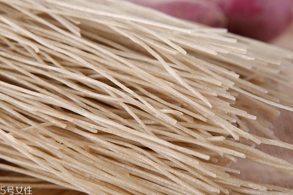 粉絲要泡多久 這樣做最有效 粉絲要泡多久 這樣做最有效