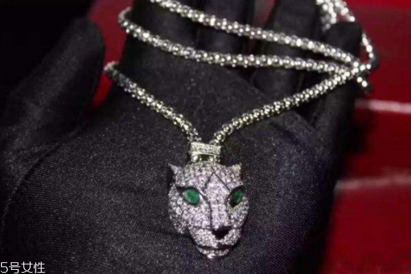 卡地亞豹頭項(xiàng)鏈多少錢(qián) 王者風(fēng)范的代表 卡地亞豹頭項(xiàng)鏈多少錢(qián) 王者風(fēng)范的代表