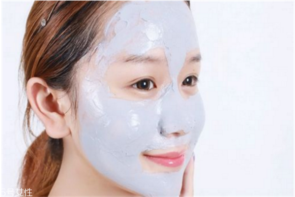 收縮水和面膜哪個(gè)先用 讓你擁有嬰兒肌 收縮水和面膜哪個(gè)先用 讓你擁有嬰兒肌