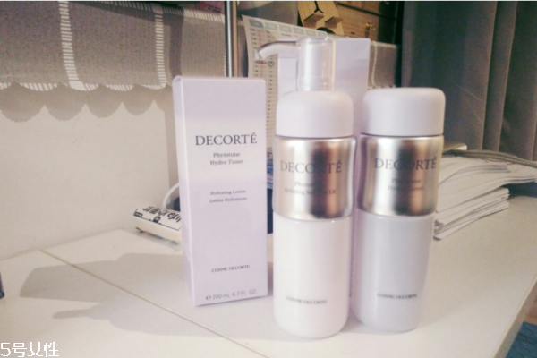 乳液有酒精味可以用嗎 敏感膚質(zhì)慎用 乳液有酒精味可以用嗎 敏感膚質(zhì)慎用