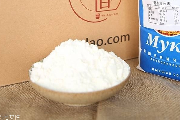 面粉有蟲子還能吃嗎 看具體情況 面粉有蟲子還能吃嗎 看具體情況