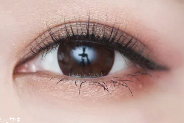 秋冬眼影顏色搭配 手殘黨也能輕松學(xué)會 秋冬眼影顏色搭配 手殘黨也能輕松學(xué)會