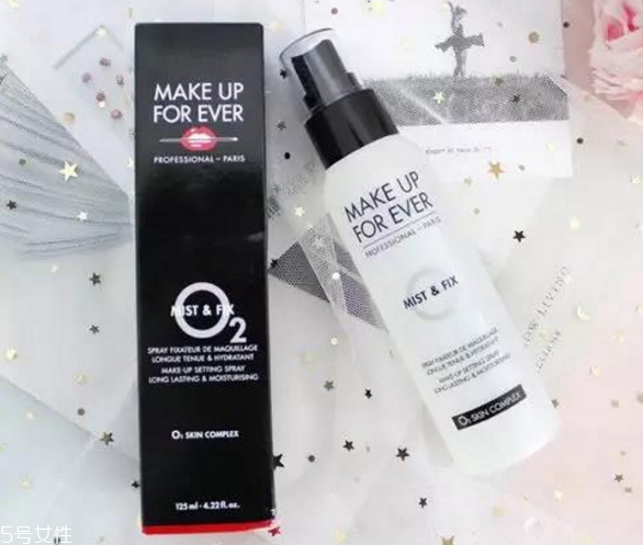 防水化妝品應該買什么牌子 游泳不脫妝的化妝品