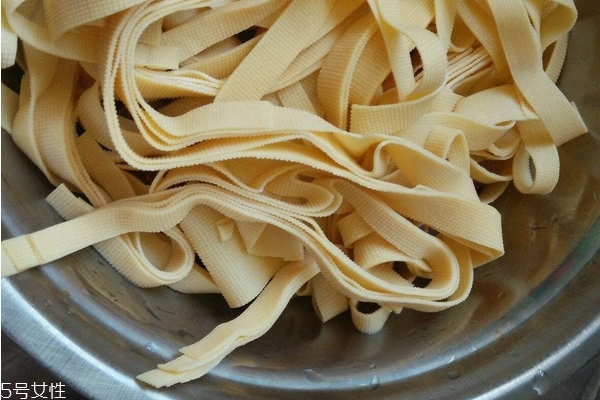 千張?jiān)趺创蚪Y(jié) 這個(gè)要點(diǎn)技巧 千張?jiān)趺创蚪Y(jié) 這個(gè)要點(diǎn)技巧