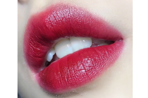 迪奧口紅851適合黃皮嗎 迪奧851黃皮上嘴圖 迪奧口紅851適合黃皮嗎 迪奧851黃皮上嘴圖