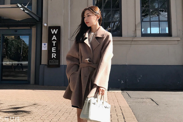 毛呢大衣能染顏色嗎 染料很重要 毛呢大衣能染顏色嗎 染料很重要