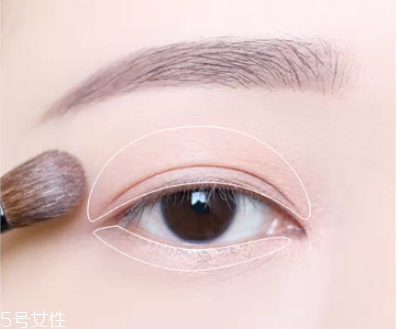 哪款粉底液適合裸妝 自然裸妝粉底推薦 哪款粉底液適合裸妝 自然裸妝粉底推薦