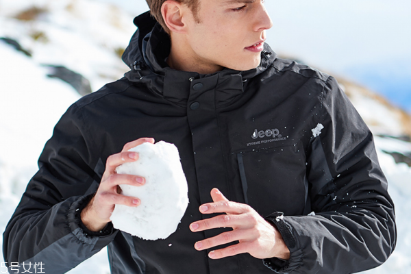 沖鋒衣為什么不能機洗 對涂層有影響 沖鋒衣為什么不能機洗 對涂層有影響