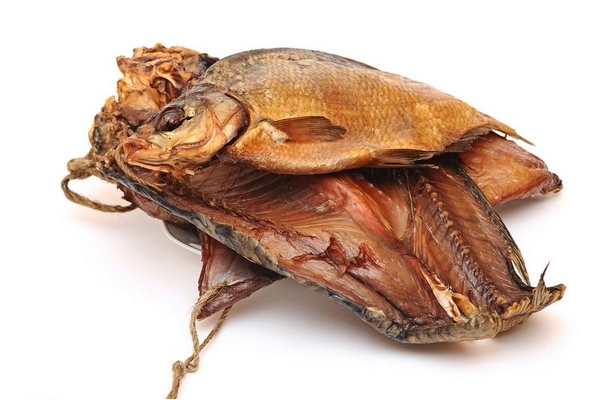 臘魚為什么會發(fā)霉 有兩個原因 臘魚為什么會發(fā)霉 有兩個原因