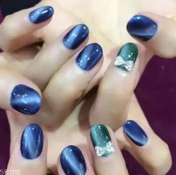 貓眼美甲最好看的顏色有哪些 這幾款誰(shuí)涂誰(shuí)是小魔女 貓眼美甲最好看的顏色有哪些 這幾款誰(shuí)涂誰(shuí)是小魔女