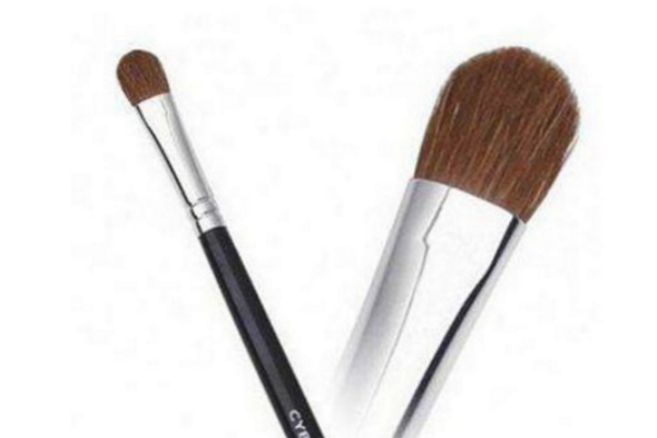 必備眼影刷有哪幾種 眼影刷分類 必備眼影刷有哪幾種 眼影刷分類