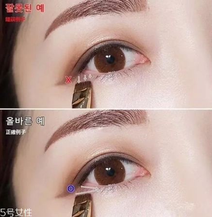 眼影盒里刷怎么用 基礎(chǔ)眼影刷使用方法 眼影盒里刷怎么用 基礎(chǔ)眼影刷使用方法