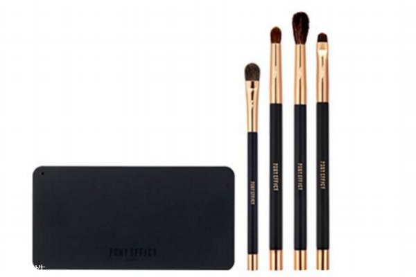 眼影盒里刷怎么用 基礎(chǔ)眼影刷使用方法 眼影盒里刷怎么用 基礎(chǔ)眼影刷使用方法