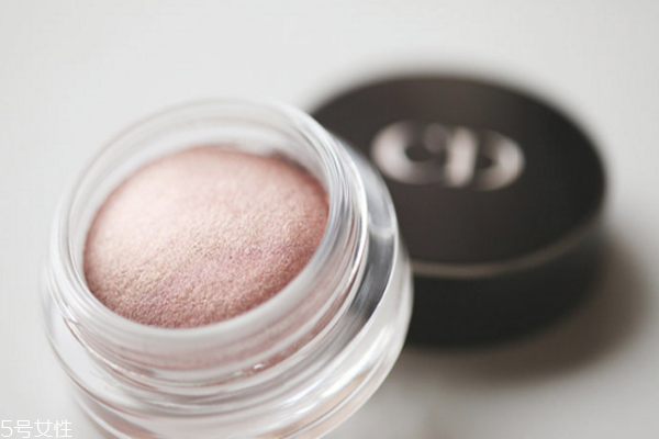 眼影膏有什么用 眼影膏正確打開方式 眼影膏有什么用 眼影膏正確打開方式