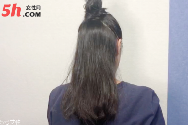 自己怎么扎半丸子頭 自己怎么扎半丸子頭