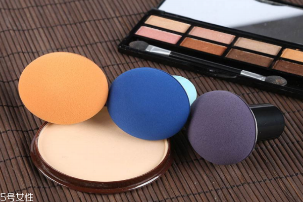 氣墊粉撲怎么清洗好 超實(shí)用清洗方法 氣墊粉撲怎么清洗好 超實(shí)用清洗方法